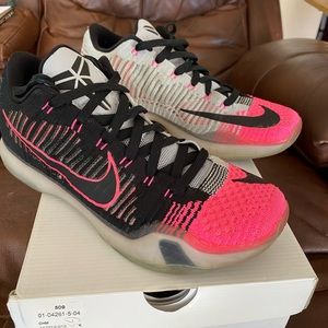 Kobe X Elite Low mens 10.5. Condition 9.5/10. Original box included.